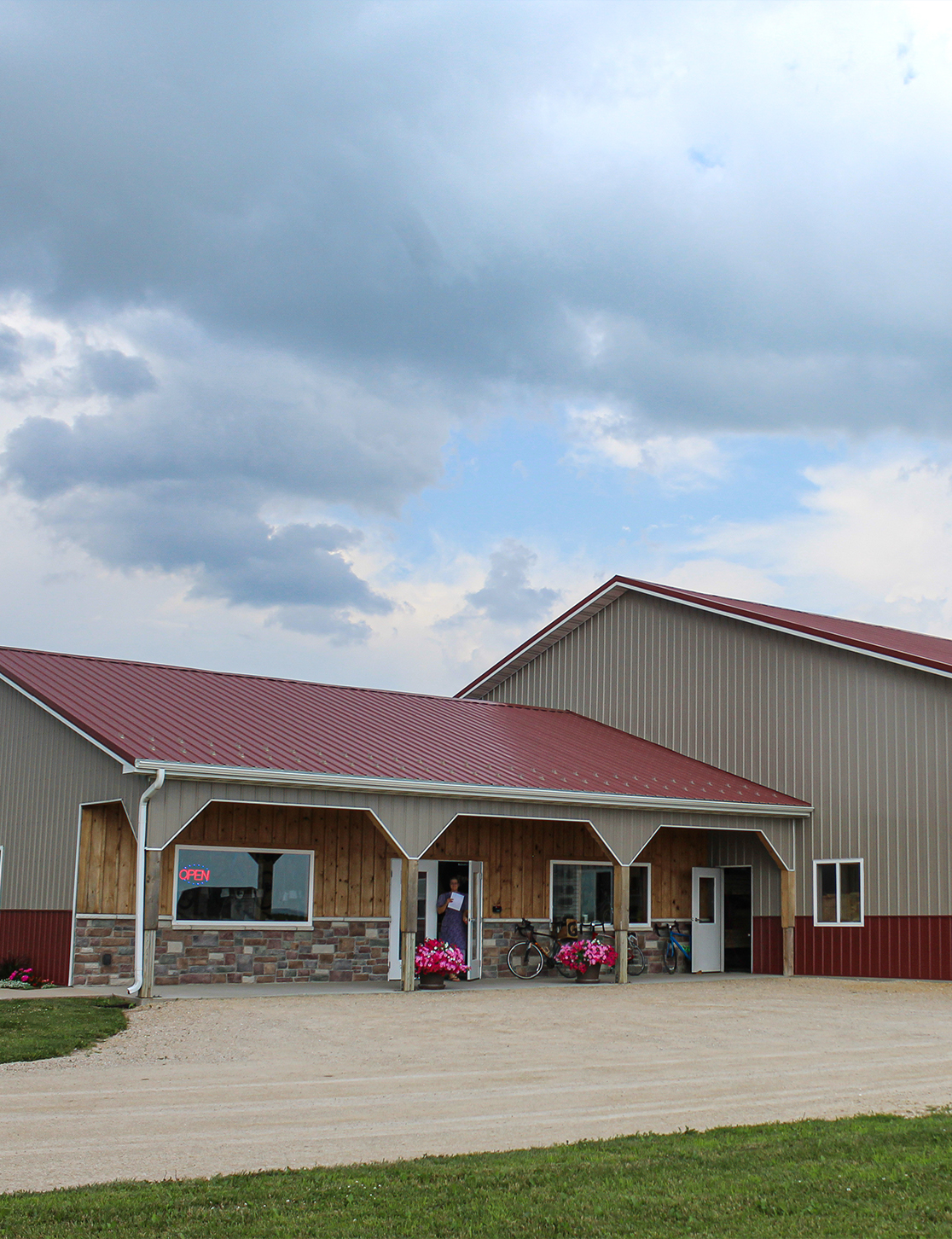 Hometowne Structures LLC Platteville Wisconsin Hometowne Structures' Building Exterior