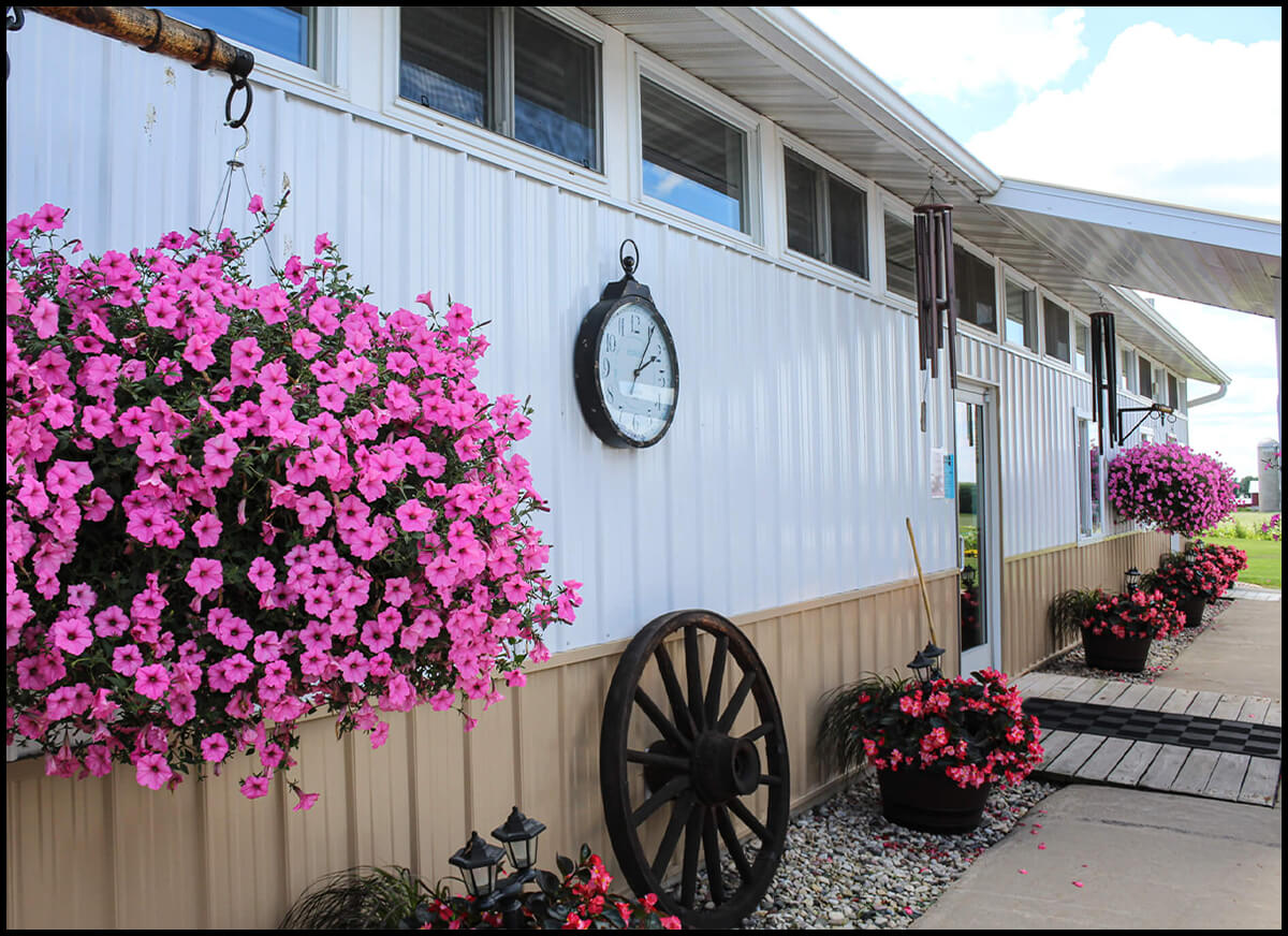 Lark Country Store Building Exterior