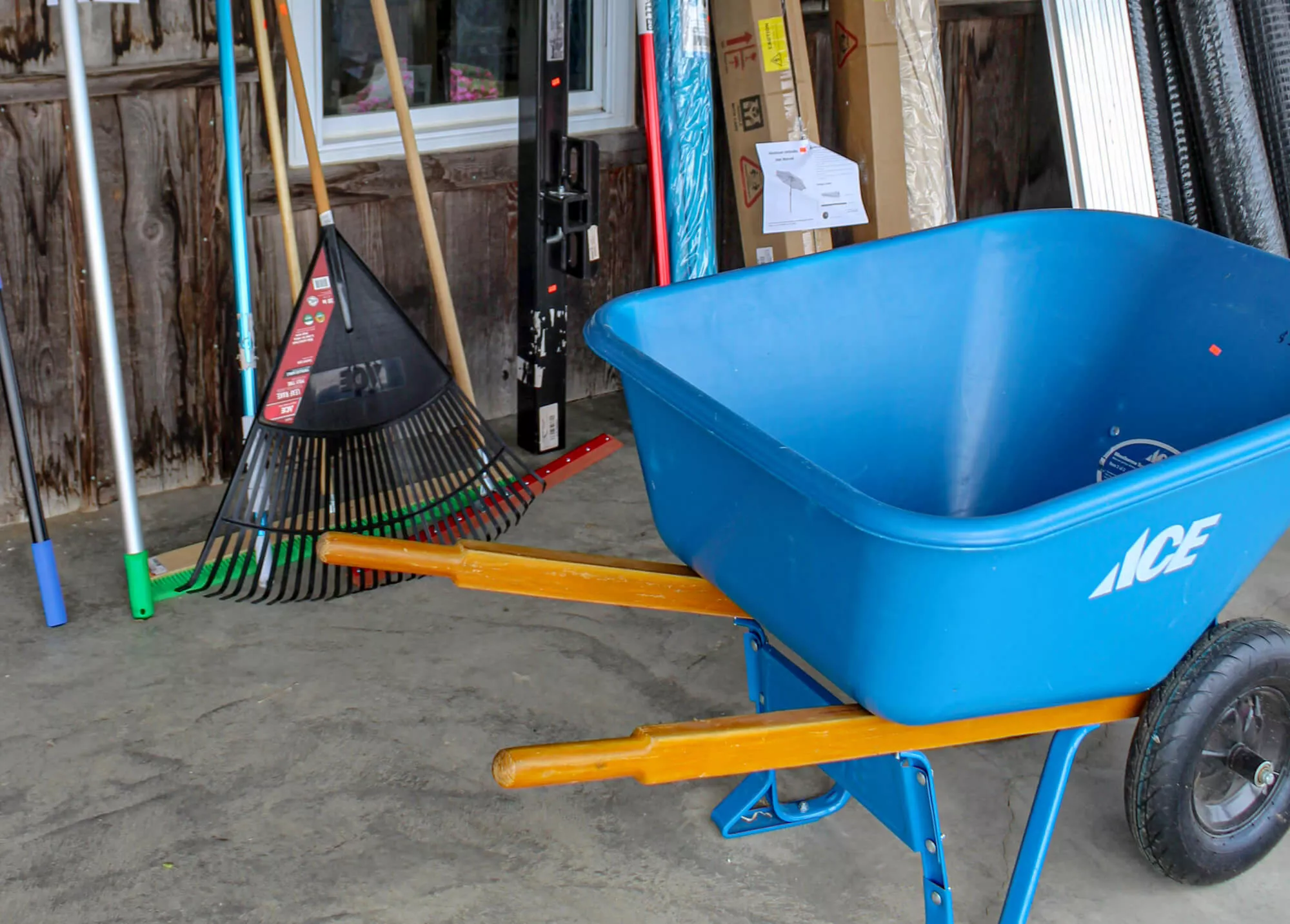 Shearwood Surplus & Supplies Just Plain Business