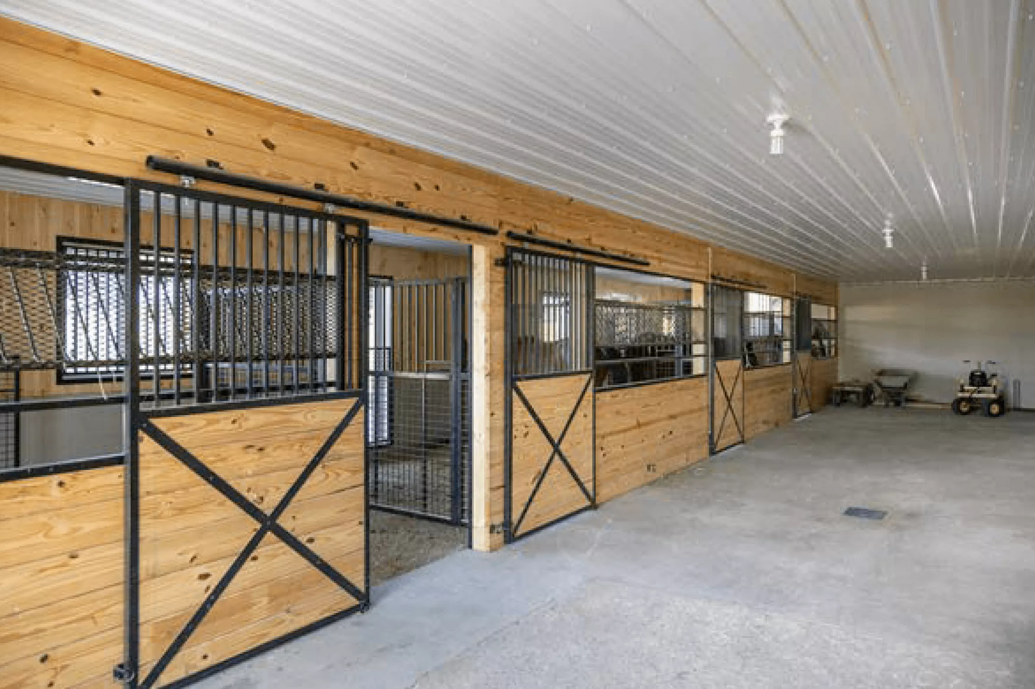 Pine Tree Builders Honey Brook Pennsylvania Pine Tree Builders Barn Building Project