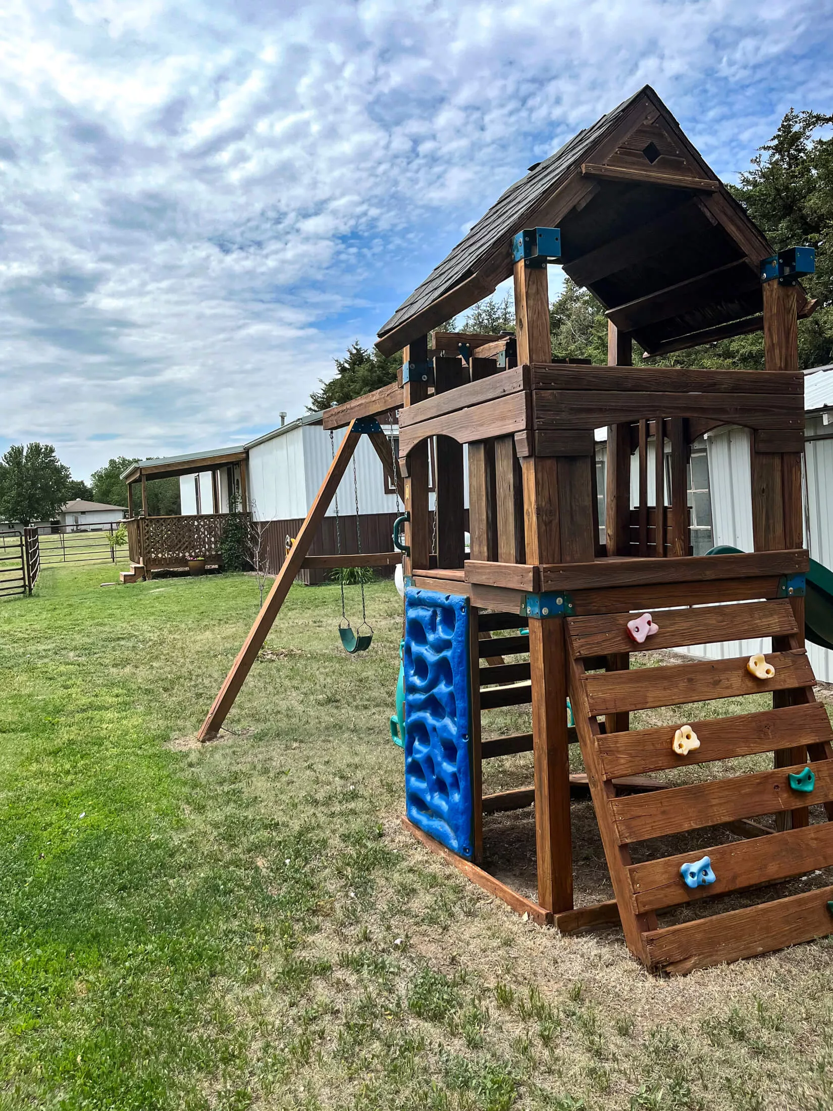 Cozy Corners Bed and Breakfast Just Plain Business