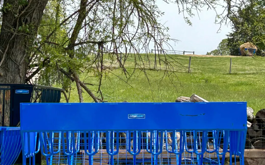 Schmucker's Livestock Handling Horse Cave, Kentucky Marweld Animal Feeders