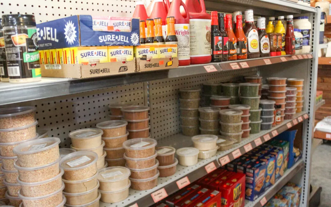 Cedar Grove Market and Bluegrass Hearth & Grill Cerulean KY Bulk Dry Goods, Condiments, and Snack Foods at Grocery Store