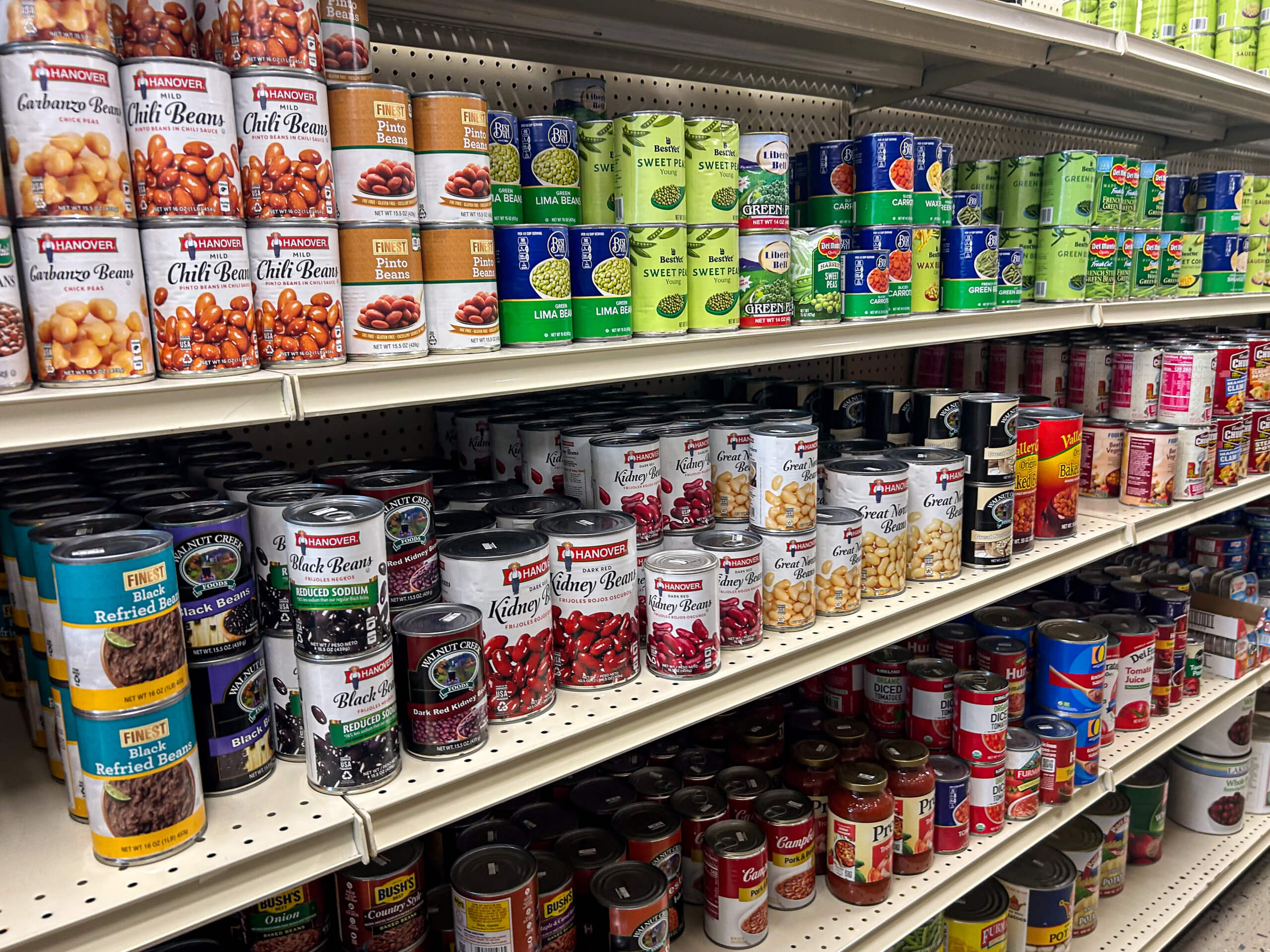 Jamar Groceries Kutztown PA shelves of canned food like beans, corn and tomatoes